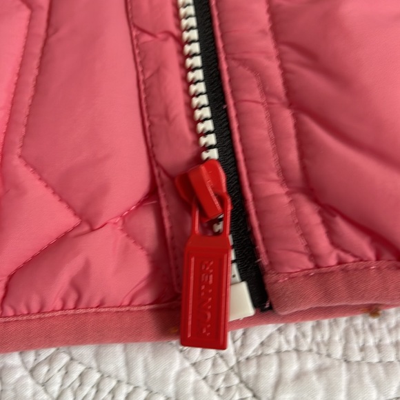 Hunter puffer vest size S PREOWNED - Picture 5 of 7